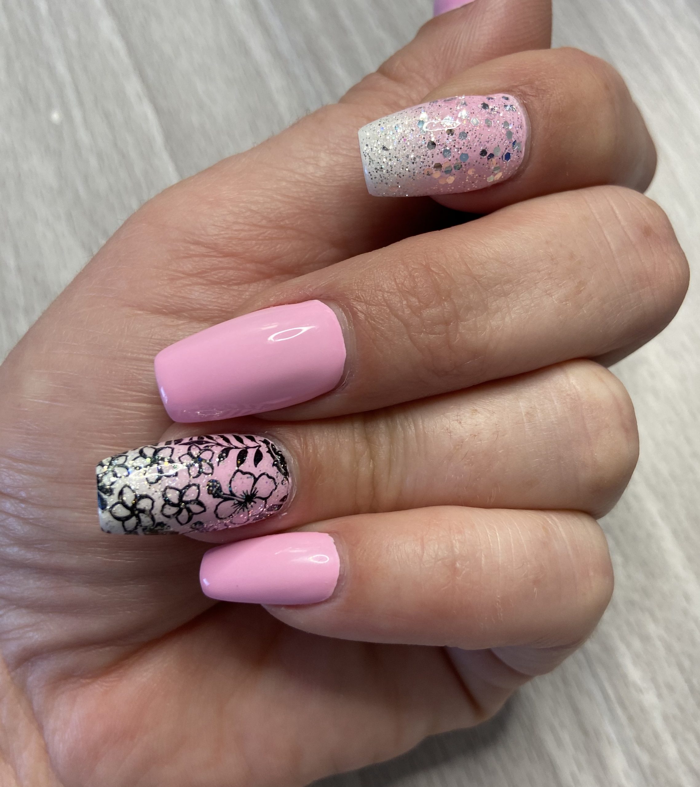 Pink Summer Nail design