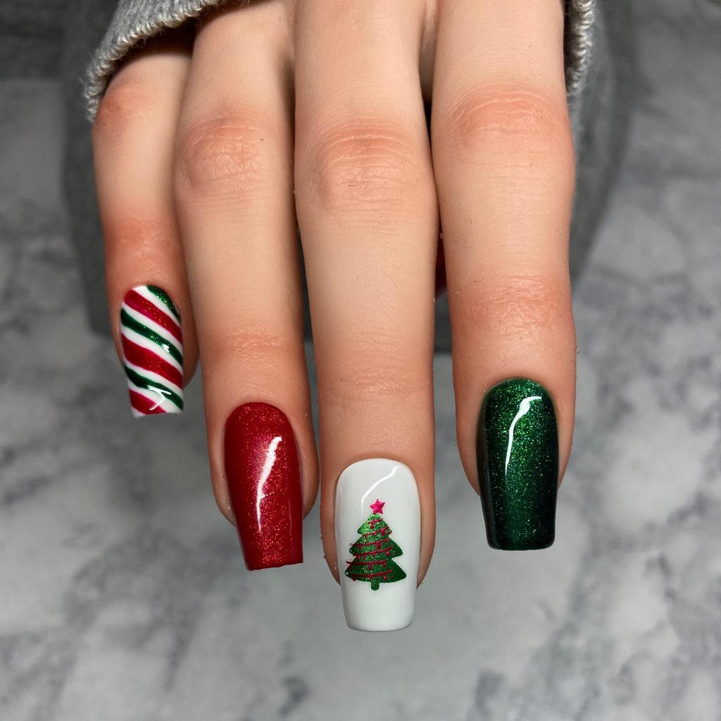 Red and Green Holiday Nails